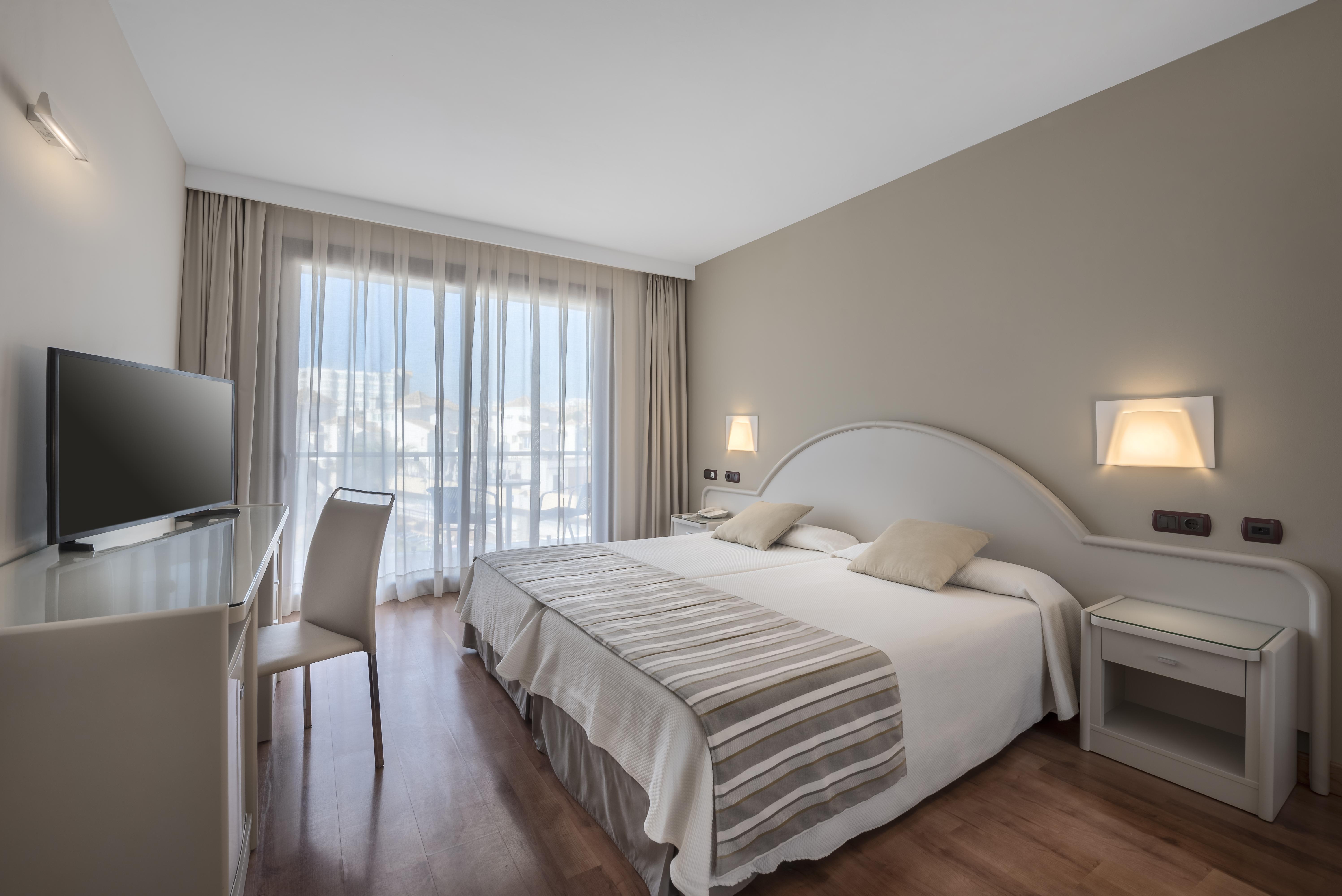 Gran Hotel Costa Del Sol La Cala De Mijas Luaran gambar